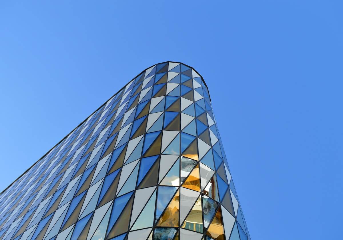 虫虫漫画里的信息怎么组织：从转折在暗示什么开始，试试用流程式讲法